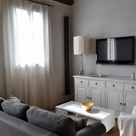 Borgo San Frediano - Flo Apartment *